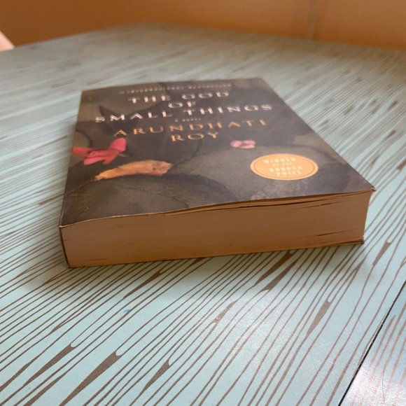 The God of Small Things by Arundhati Roy - Paperback - Picture 8 of 11